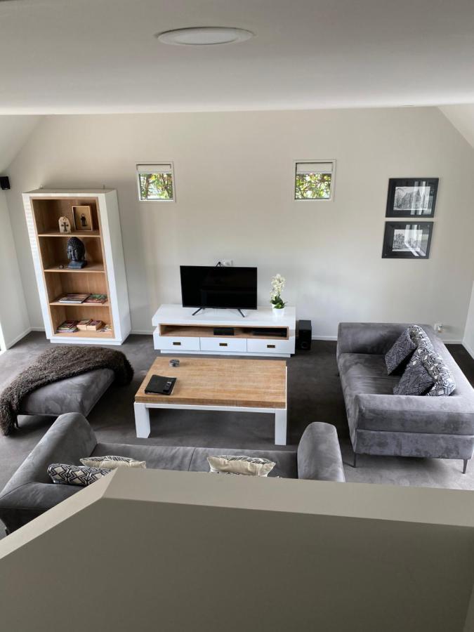 Home By Hagley Park Крайстчърч Екстериор снимка